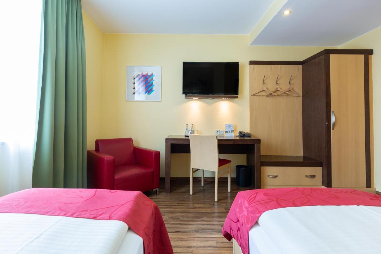 Hotel Am Schillerpark Esslingen am Neckar Kültér fotó