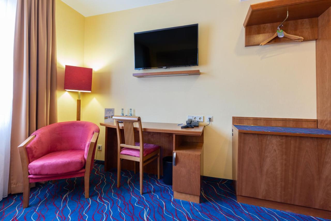 Hotel Am Schillerpark Esslingen am Neckar Kültér fotó