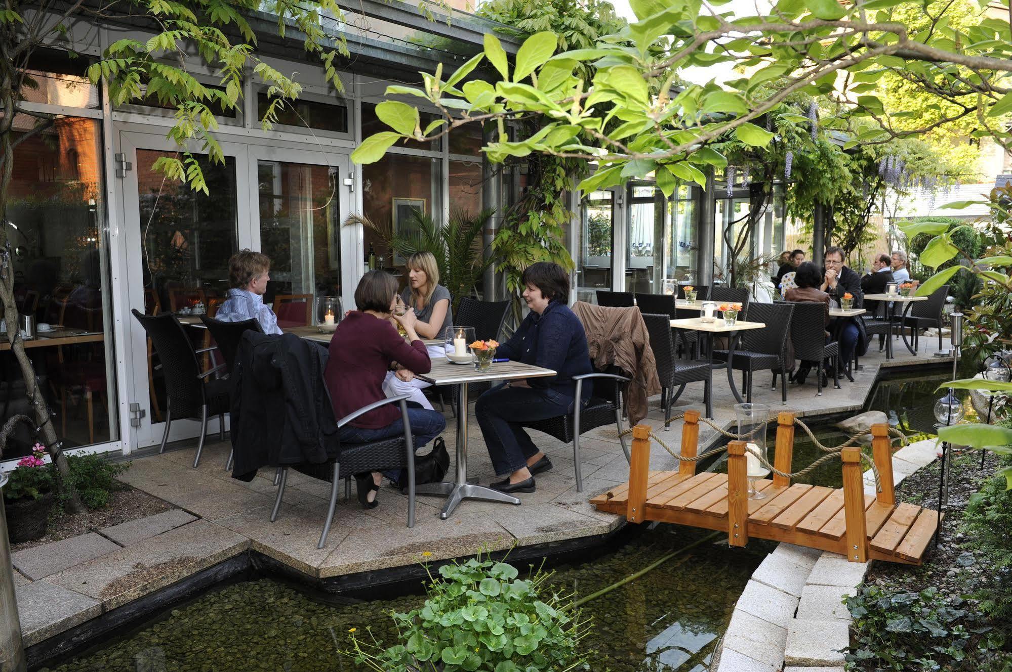 Hotel Am Schillerpark Esslingen am Neckar Kültér fotó